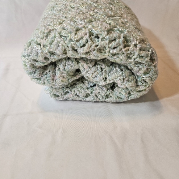 Handmade Crochet Blanket 40x40 Soft Lacy Afghan Pastel Baby Heirloom Cozy Throw - Picture 8 of 17
